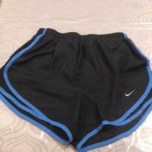 Offers Welcome! Nike running shorts size small